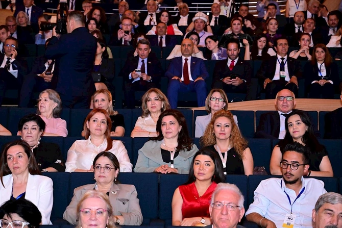 Heydər Əliyev Mərkəzində Türk Dünyası Həftəsinin rəsmi açılış mərasimi keçirildi — FOTOLAR Heydər Əliyev Mərkəzində Türk Dünyası Həftəsinin rəsmi açılış mərasimi keçirildi — FOTOLAR