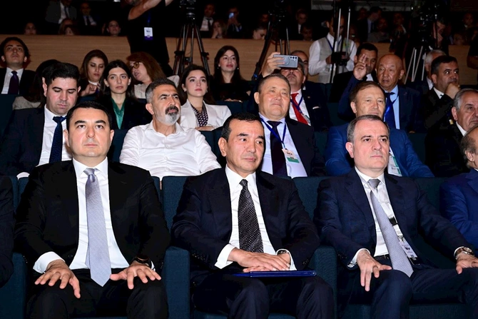Heydər Əliyev Mərkəzində Türk Dünyası Həftəsinin rəsmi açılış mərasimi keçirildi — FOTOLAR Heydər Əliyev Mərkəzində Türk Dünyası Həftəsinin rəsmi açılış mərasimi keçirildi — FOTOLAR