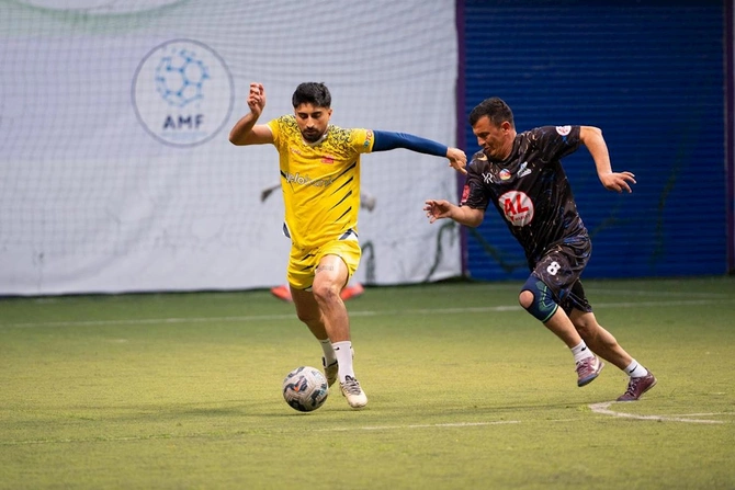 Yelo Bank şirkətlərarası futbol liqasının çempionu olub — FOTOLAR