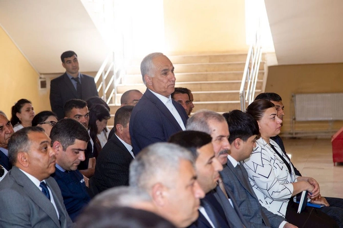 İcra başçısı Yolüstü kənd sakinləri ilə görüşdü — FOTO