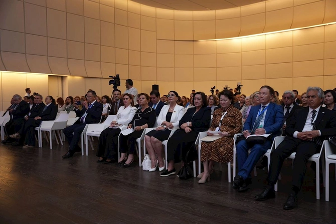 Türk Dünyası Həftəsi: BDU-da beynəlxalq konfrans keçirildi — FOTOLAR