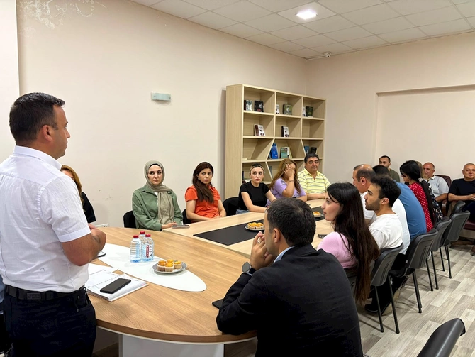 “Azərbaycan əleyhinə hibrid təhdidlərə qarşı əhalinin sayıqlığının artırılması” mövzusunda ictimai müzakirə keçirilib — FOTOLAR “Azərbaycan əleyhinə hibrid təhdidlərə qarşı əhalinin sayıqlığının artırılması” mövzusunda ictimai müzakirə keçirilib — FOTOLAR
