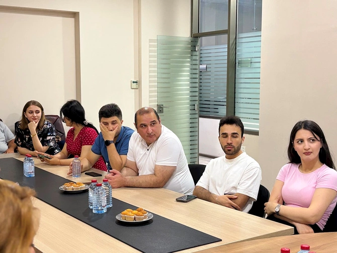 “Azərbaycan əleyhinə hibrid təhdidlərə qarşı əhalinin sayıqlığının artırılması” mövzusunda ictimai müzakirə keçirilib — FOTOLAR “Azərbaycan əleyhinə hibrid təhdidlərə qarşı əhalinin sayıqlığının artırılması” mövzusunda ictimai müzakirə keçirilib — FOTOLAR