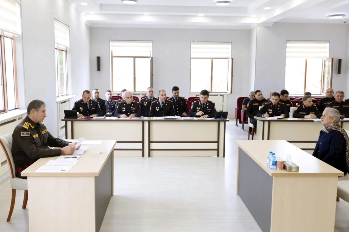 Vilayət Eyvazov rəislərə tapşırıqlar verdi — FOTOLAR