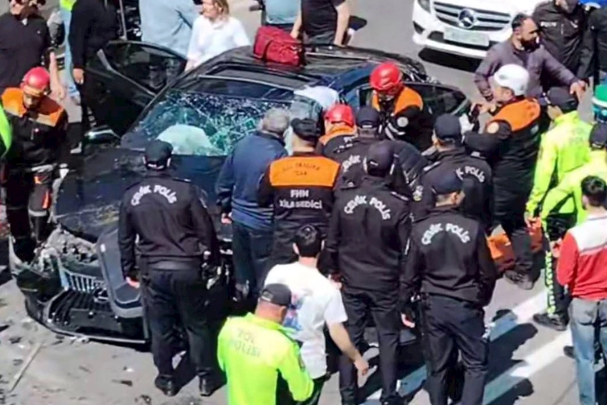 Bakının mərkəzində dəhşətli qəza — Uzun tıxac yarandı