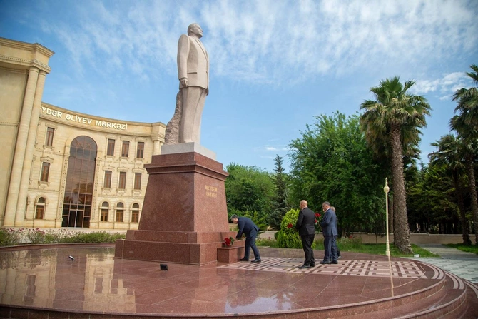 Salyanda Su təsərrüfatı və meliorasiya işçilərinin peşə bayramı qeyd edildi — FOTOLAR
