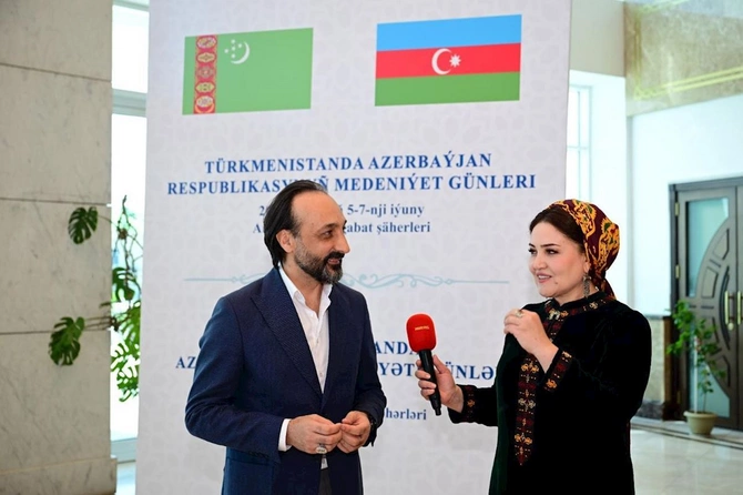 Türkmənistanda Azərbaycan Mədəniyyəti Günləri Tağıyev: Neft bədii filminin nümayişi ilə başladı — FOTOLAR