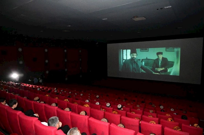 Türkmənistanda Azərbaycan Mədəniyyəti Günləri Tağıyev: Neft bədii filminin nümayişi ilə başladı — FOTOLAR