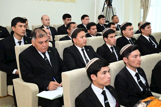 Arkadağda Seyid Əzim Şirvani və Dövlətməmməd Azadinin yaradıcılığına həsr olunan elmi konfrans keçirilib — FOTOLAR Arkadağda Seyid Əzim Şirvani və Dövlətməmməd Azadinin yaradıcılığına həsr olunan elmi konfrans keçirilib — FOTOLAR
