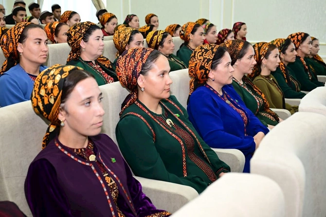 Arkadağda Seyid Əzim Şirvani və Dövlətməmməd Azadinin yaradıcılığına həsr olunan elmi konfrans keçirilib — FOTOLAR Arkadağda Seyid Əzim Şirvani və Dövlətməmməd Azadinin yaradıcılığına həsr olunan elmi konfrans keçirilib — FOTOLAR