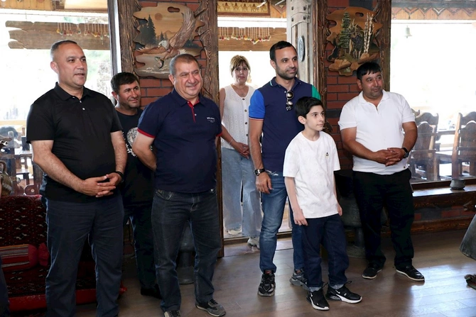 Azəriqaz uşaqları sevindirdi — FOTOLAR Azəriqaz uşaqları sevindirdi — FOTOLAR