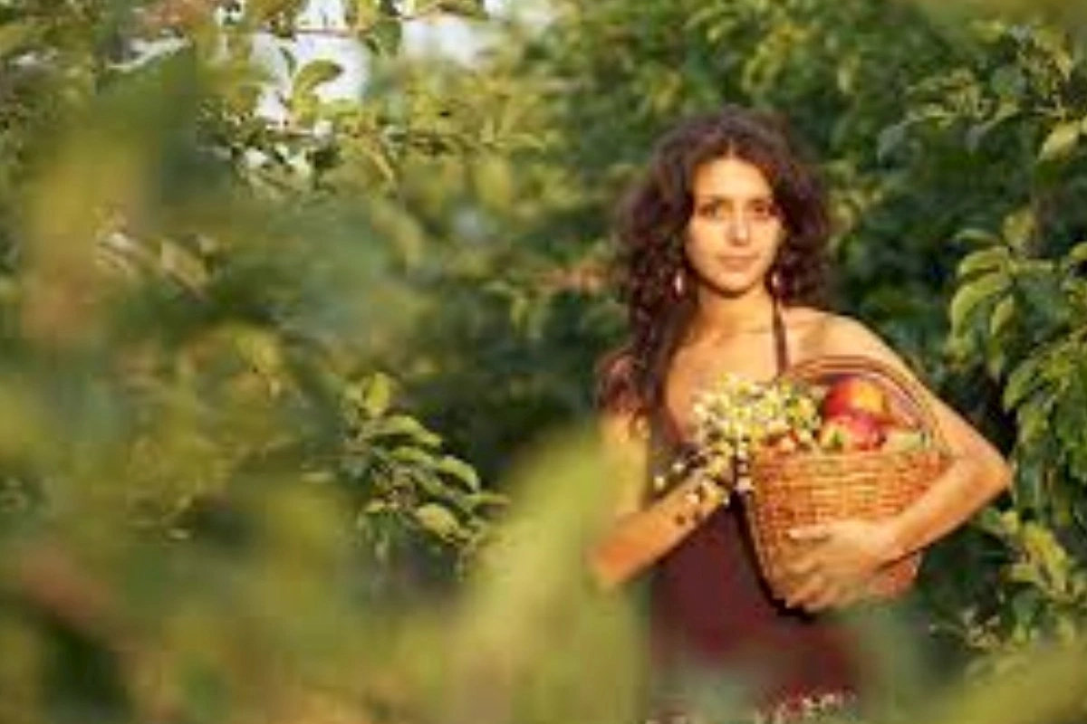 İyunda doğulan qadınların heç kimin bilmədiyi gizli tərəfləri — Astroloqlar AÇIQLADI