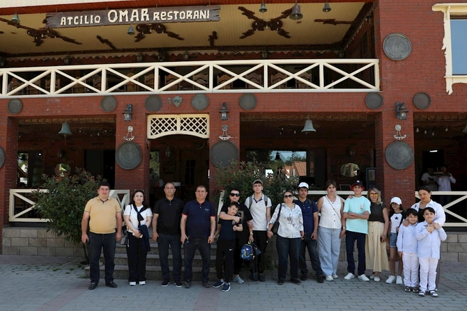 Azəriqaz uşaqları sevindirdi — FOTOLAR Azəriqaz uşaqları sevindirdi — FOTOLAR