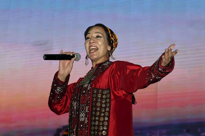 Dənizkənarı Milli Parkda Türk dünyasından incəsənət nümayəndələrinin iştirakı ilə konsert keçirilib — FOTOLAR