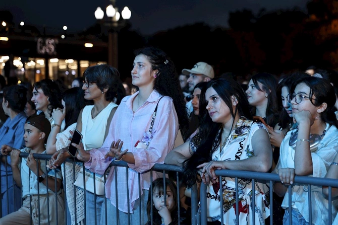 Dənizkənarı Milli Parkda Türk dünyasından incəsənət nümayəndələrinin iştirakı ilə konsert keçirilib — FOTOLAR