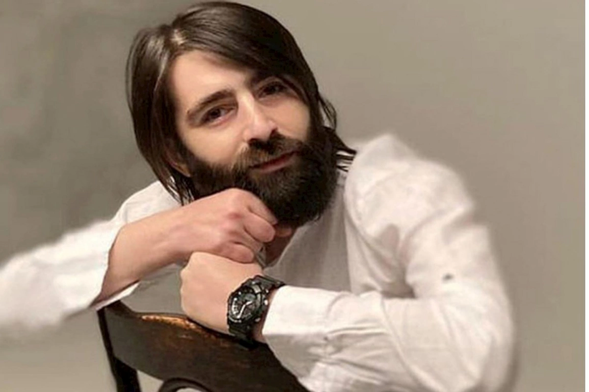 Elşad Xosedən polisə şikayət olundu