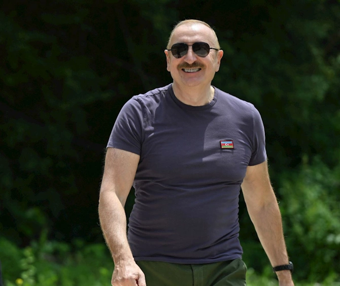 Prezident “Yasəmən” hotelinin yeni korpusları ilə tanış olub — FOTOLAR