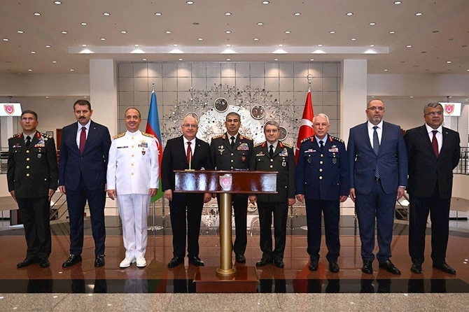 Zakir Həsənov Ərdoğanla birlikdə kursantların buraxılış mərasimində — FOTOLAR Zakir Həsənov Ərdoğanla birlikdə kursantların buraxılış mərasimində — FOTOLAR