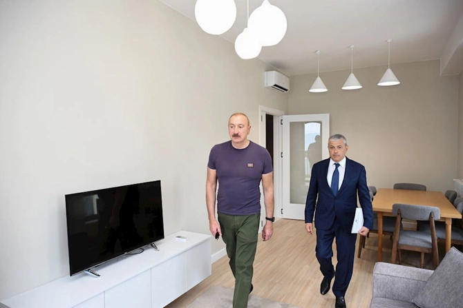 Şuşanın Qarabağ küçəsində dövlət-özəl tərəfdaşlığı çərçivəsində həyata keçirilmiş işlərlə tanışlıq — FOTOLAR Şuşanın Qarabağ küçəsində dövlət-özəl tərəfdaşlığı çərçivəsində həyata keçirilmiş işlərlə tanışlıq — FOTOLAR