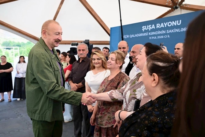 Prezident Şuşanın Kiçik Qaladərəsi kəndində sakinlərlə görüşüb — FOTOLAR