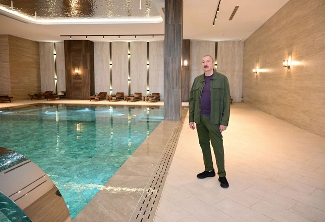İlham Əliyev Xankəndi hotelinin açılışında — FOTOLAR İlham Əliyev Xankəndi hotelinin açılışında — FOTOLAR