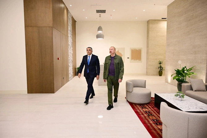 İlham Əliyev Xankəndi hotelinin açılışında — FOTOLAR İlham Əliyev Xankəndi hotelinin açılışında — FOTOLAR