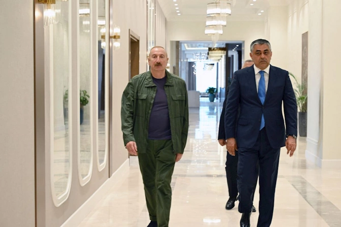 İlham Əliyev Xankəndi hotelinin açılışında — FOTOLAR İlham Əliyev Xankəndi hotelinin açılışında — FOTOLAR