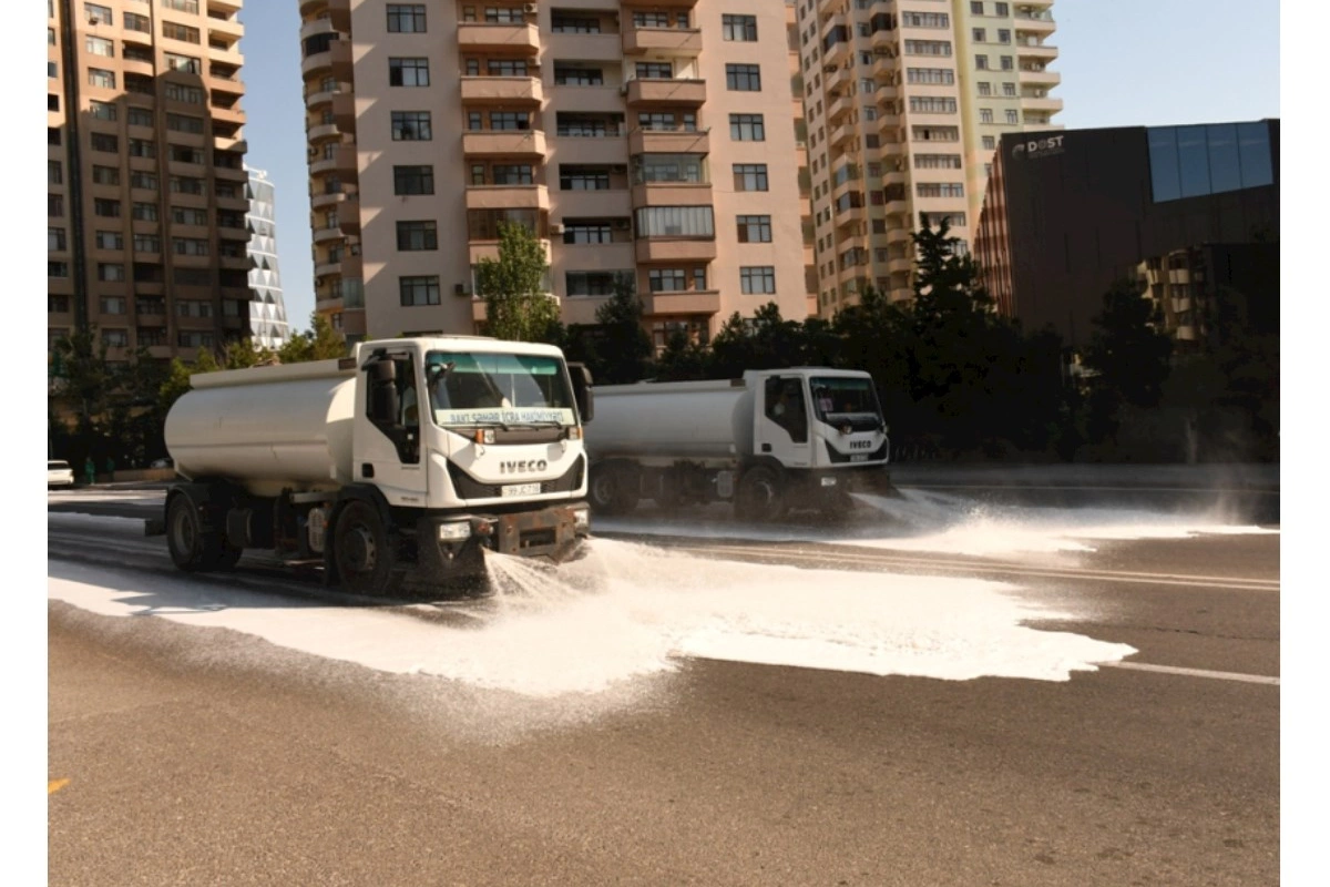 Bu gün Bakının 544 küçəsi yuyulub — FOTOLAR