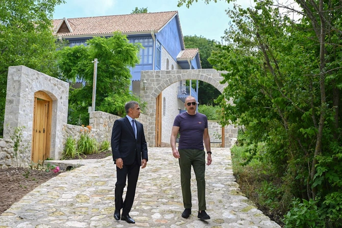 Prezident “Yasəmən” hotelinin yeni korpusları ilə tanış olub — FOTOLAR