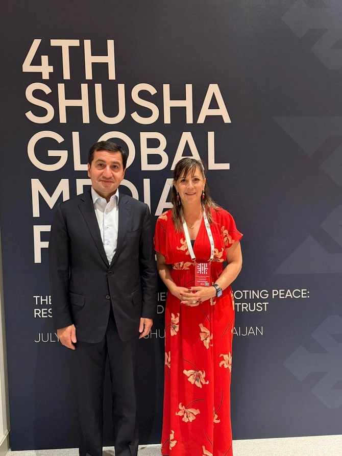 Hikmət Hacıyev Şuşa Qlobal Media Forumunda beynəlxalq ekspertlərlə görüşdü — FOTO