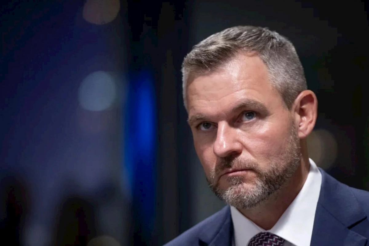 Slovakiya Prezidenti Peter Pelleqrini Azərbaycana rəsmi səfərə gəlib