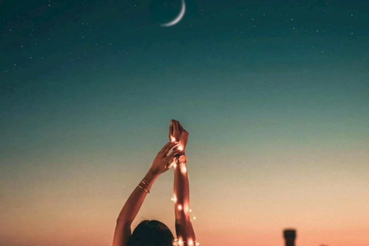 Yeni ay nələri dəyişəcək? — Astroloqlar ən güclü dövrlərdən birini açıqladı