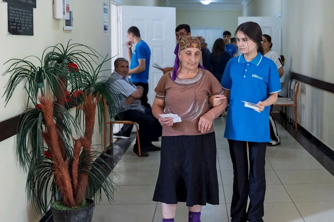 “AzerGold”un təşkilatçılığı ilə Göygöl rayonunda səyyar tibbi müayinə aksiyası keçirilib — VİDEO/FOTOLAR “AzerGold”un təşkilatçılığı ilə Göygöl rayonunda səyyar tibbi müayinə aksiyası keçirilib — VİDEO/FOTOLAR