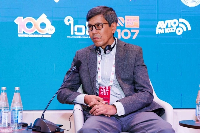 4-cü Şuşa Qlobal Media Forumu çərçivəsində “Radio sənayesinin inkişafı üçün uğurlu həllər: AI və yeni formatlar” mövzusunda paralel tədbir keçirilib — FOTOLAR