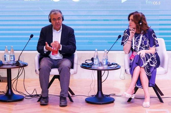 4-cü Şuşa Qlobal Media Forumu çərçivəsində “Radio sənayesinin inkişafı üçün uğurlu həllər: AI və yeni formatlar” mövzusunda paralel tədbir keçirilib — FOTOLAR