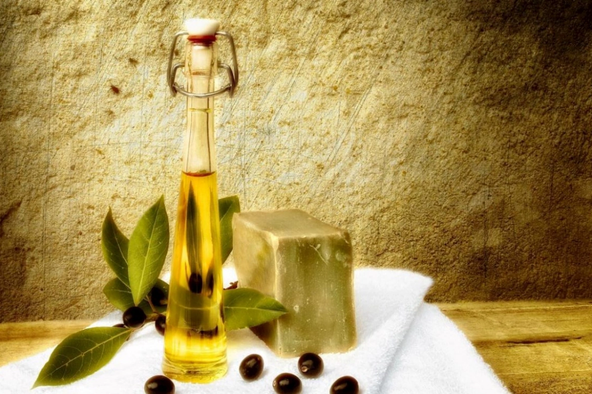 Zeytun yağı uzun müddət təzə qalması üçün necə saxlanılmalıdır?