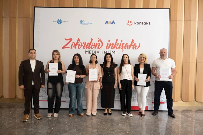 ASAN Xidmət və Kontaktın birgə təşkilatçılığı ilə Şuşada jurnalistlər üçün təlim keçirildi — FOTOLAR