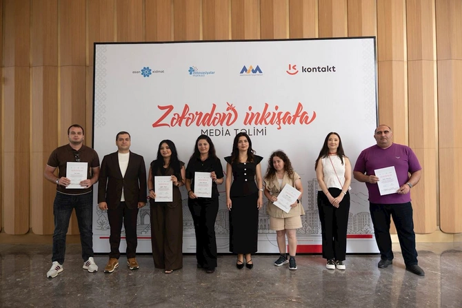 ASAN Xidmət və Kontaktın birgə təşkilatçılığı ilə Şuşada jurnalistlər üçün təlim keçirildi — FOTOLAR