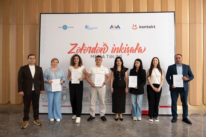 ASAN Xidmət və Kontaktın birgə təşkilatçılığı ilə Şuşada jurnalistlər üçün təlim keçirildi — FOTOLAR