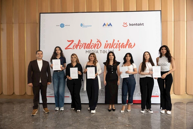 ASAN Xidmət və Kontaktın birgə təşkilatçılığı ilə Şuşada jurnalistlər üçün təlim keçirildi — FOTOLAR