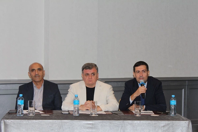 Bakıda saxta ehtiyat hissələri və paralel idxalın ölkəyə vurduğu zərərlər müzakirə edildi — VİDEO/FOTOLAR