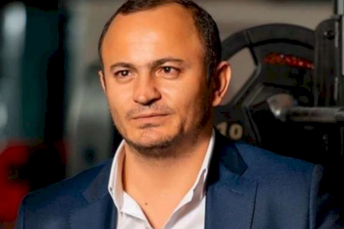 Tanınmış müğənniyə ağır itki üz verdi