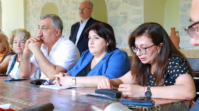 Şuşada “Sözün Xaqanı — Xəlqaniyəm, Xəlqani” mövzusunda elmi konfrans keçirilib