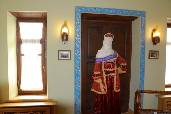 Şuşada “Sözün Xaqanı — Xəlqaniyəm, Xəlqani” mövzusunda elmi konfrans keçirilib