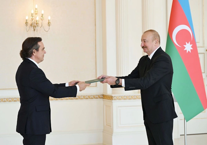 Prezident yeni səfirin etimadnaməsini qəbul etdi — FOTOLAR