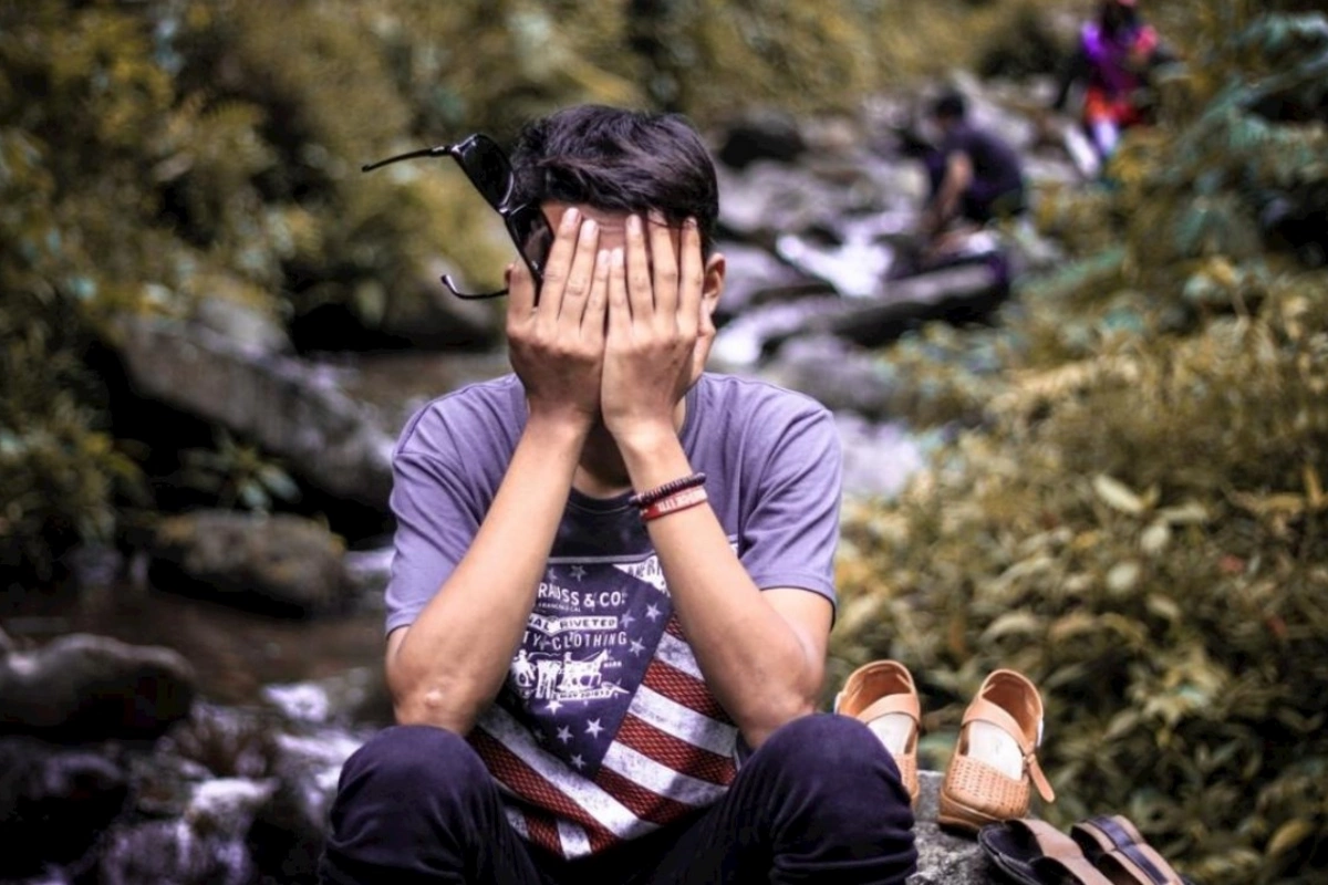 İnsanın özündən utandığını necə anlamaq olar? — 9 əlamət