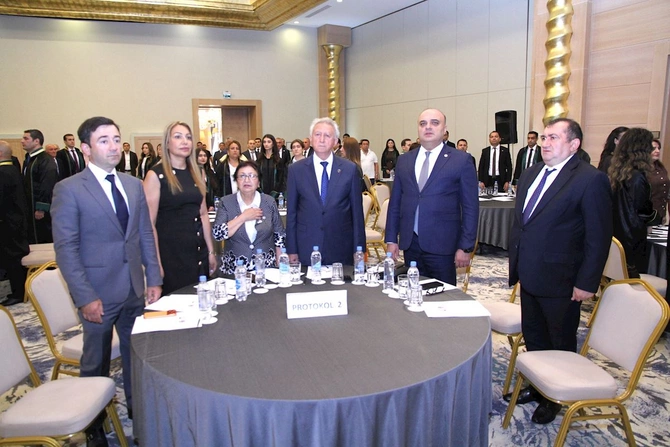 Ölkəmizdə vəkillərin sayı 3000-i ötüb — FOTOLAR
