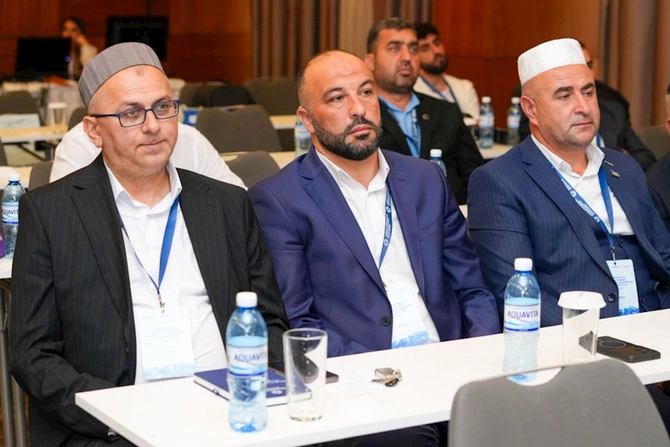 Dezinformasiya şəraitində cəmiyyətin dəqiq və obyektiv məlumatla təminatı xüsusi əhəmiyyət daşıyır — FOTOLAR