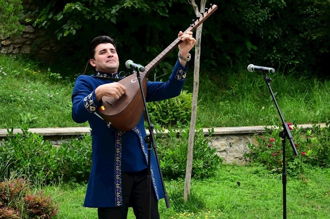 Vaqif Poeziya Günləri Şuşada davam edir — “Sözün aşığı, sazın aşiqi” (FOTOLAR)