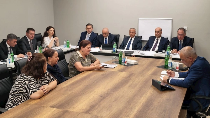 ADSEA sədri Füzuli şəhərində vətəndaşlarla görüşüb — FOTOLAR ADSEA sədri Füzuli şəhərində vətəndaşlarla görüşüb — FOTOLAR